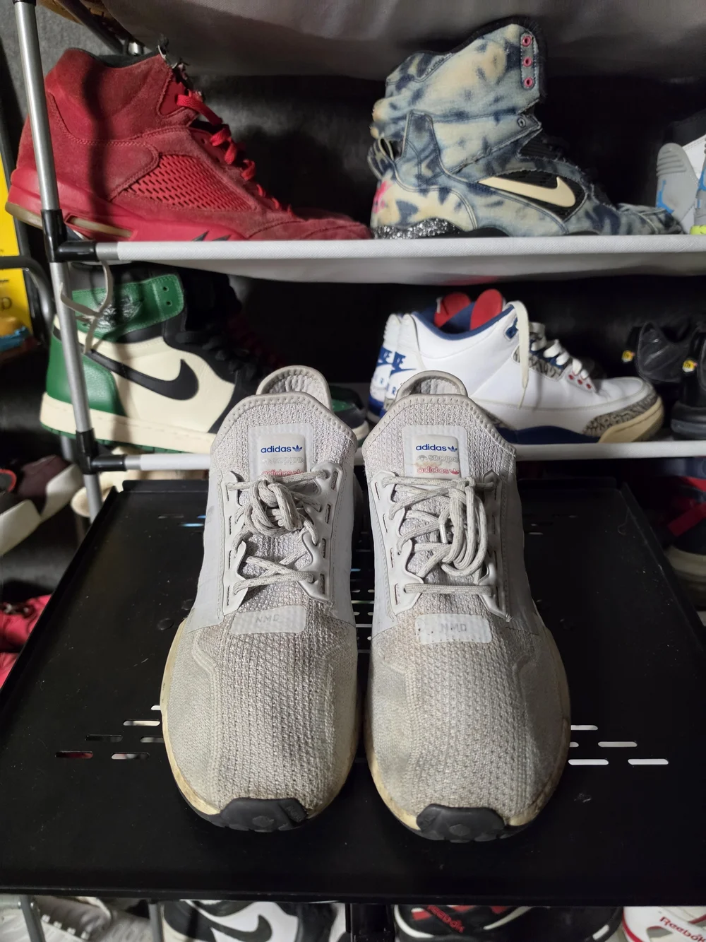 🔥 adidas Men Size 9.5 Light Gray and Cream NMD-style Athletic Sneakers